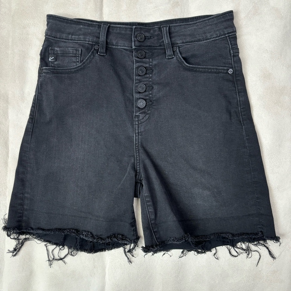 KanCan Faded Black Cut Off Bermuda Shorts Stretch Medium Button‎ Fly High Rise